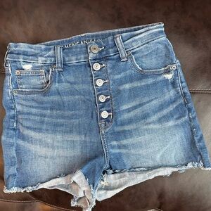 American Eagle Women’s High Waisted Button Jeans Shorts in Medium Wash - 8